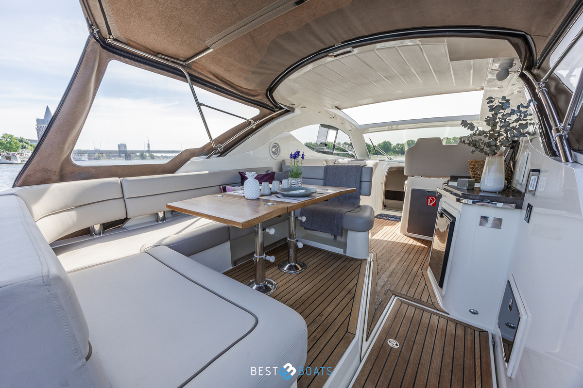 foto: 13 Galeon 385 HTS