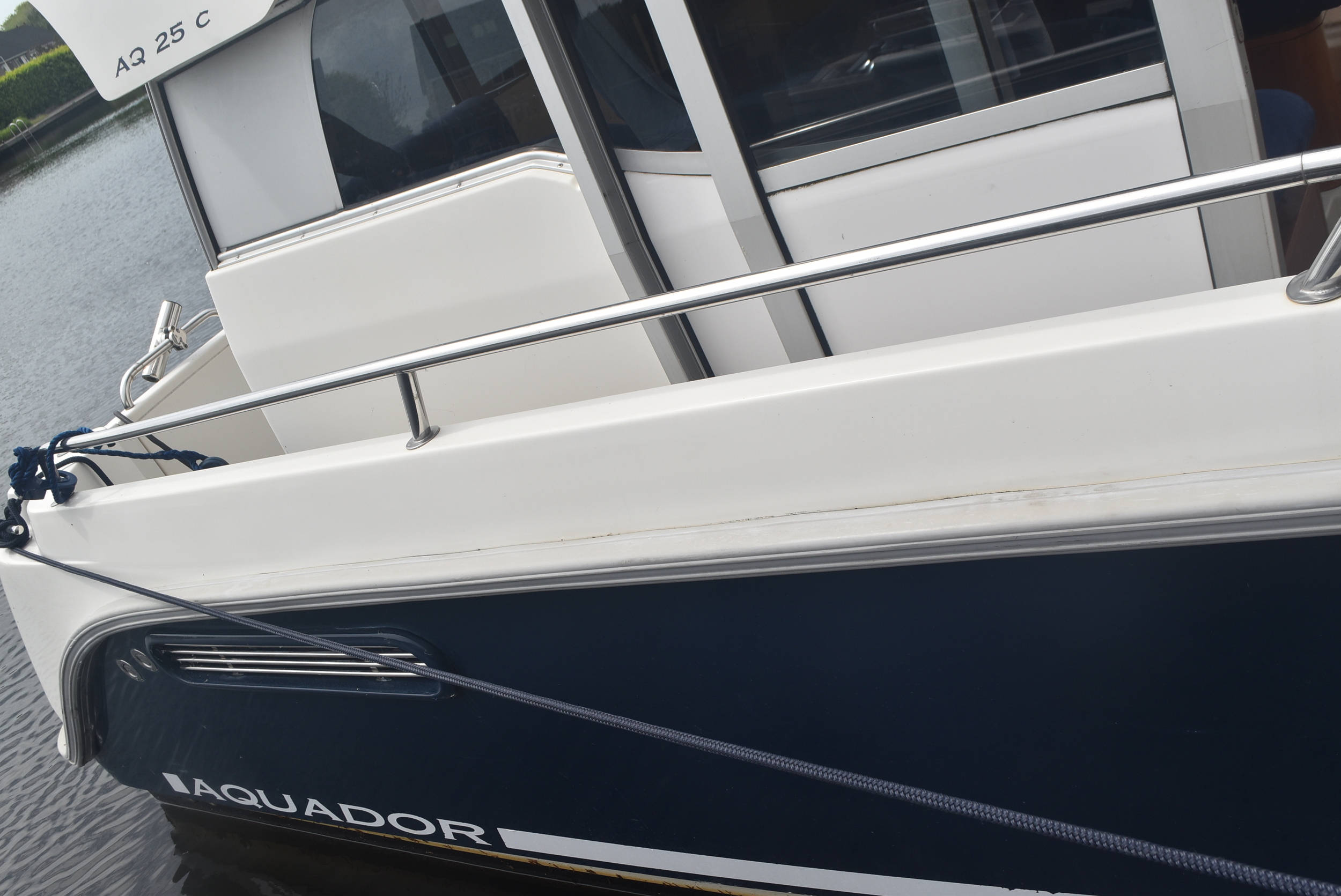 foto: 6 Aquador 25C