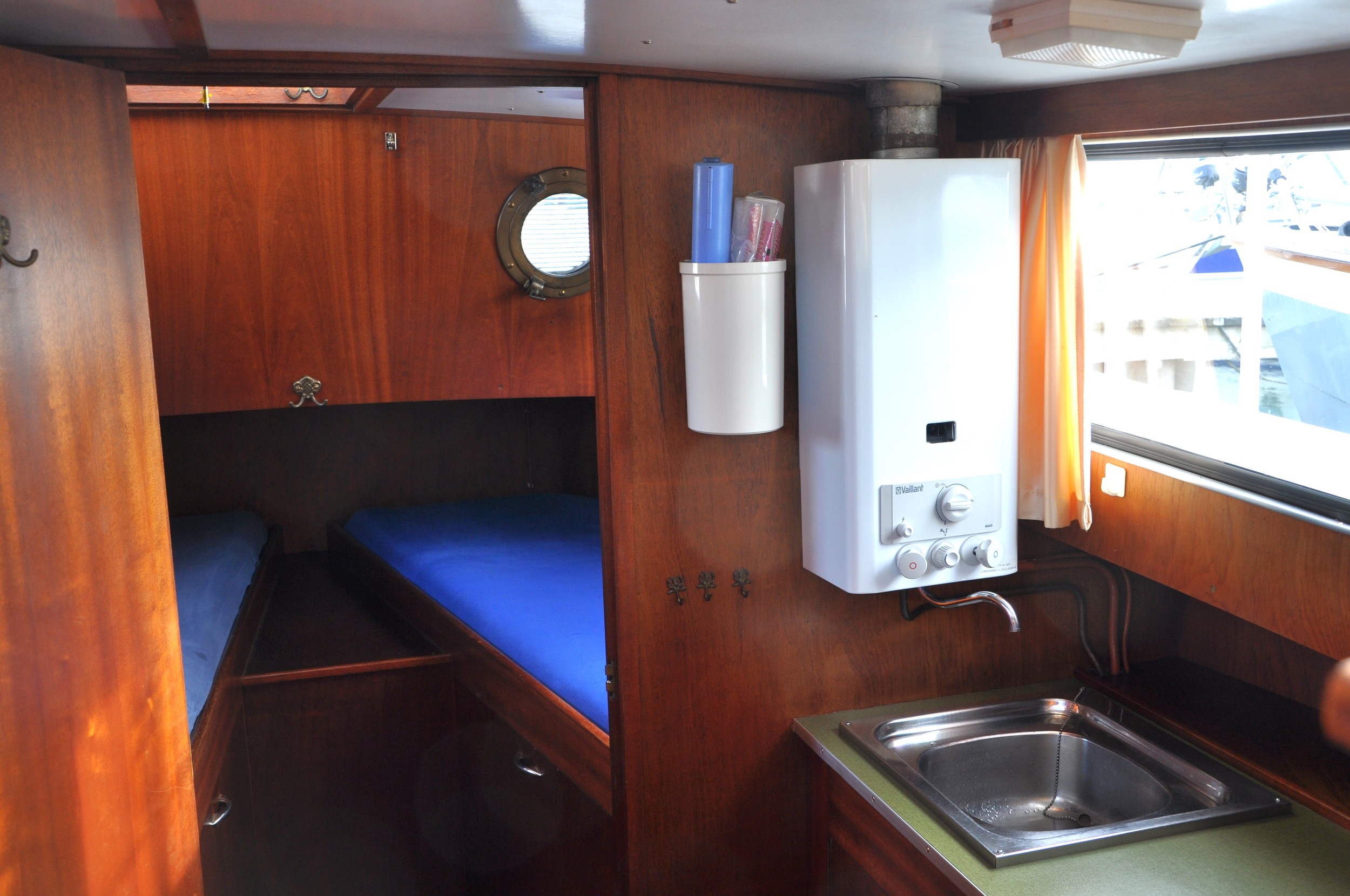 foto: 5 Linssen - Sint Jozef Vlet 950 Salon AK