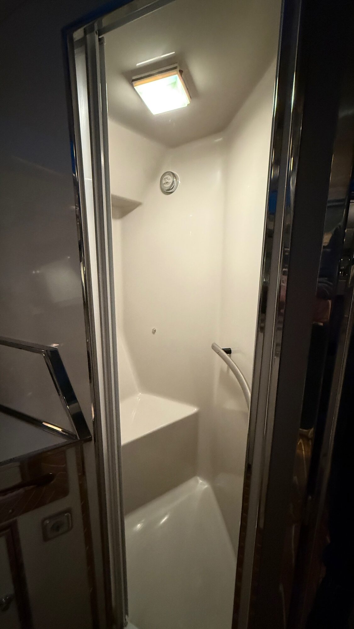 foto: 7 Sea Ray Sea Ray 400 Express Cruiser