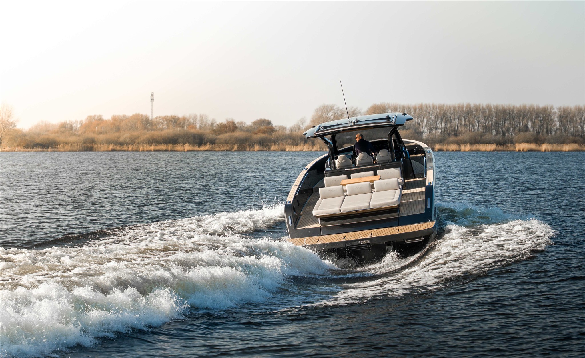 foto: 9 Pardo Yachts Pardo 43 New Model! Demo
