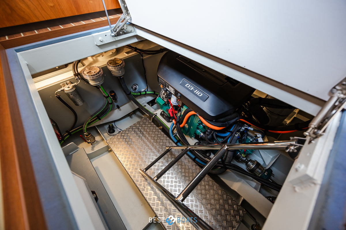 foto: 11 Linssen Grand Sturdy 40.9 AC