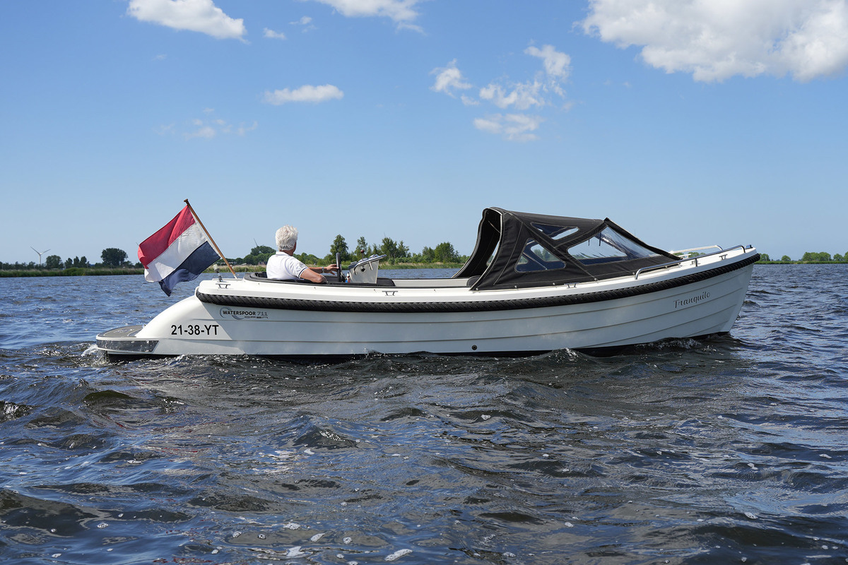 foto: 6 Waterspoor 711 Open