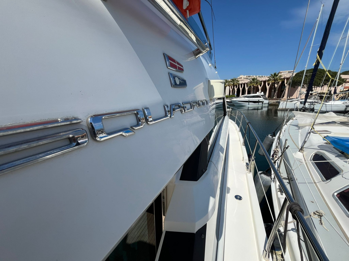 foto: 6 Fairline Squadron 42