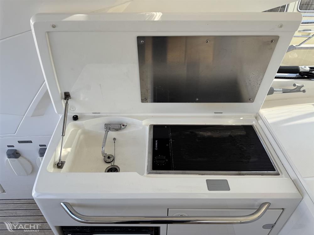 foto: 7 Fairline 47 targa