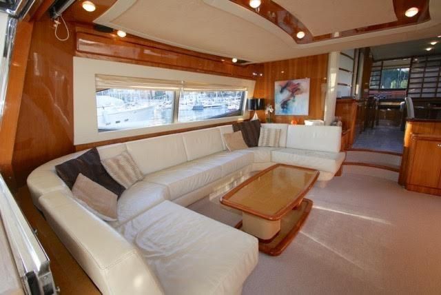 foto: 5 Ferretti  760