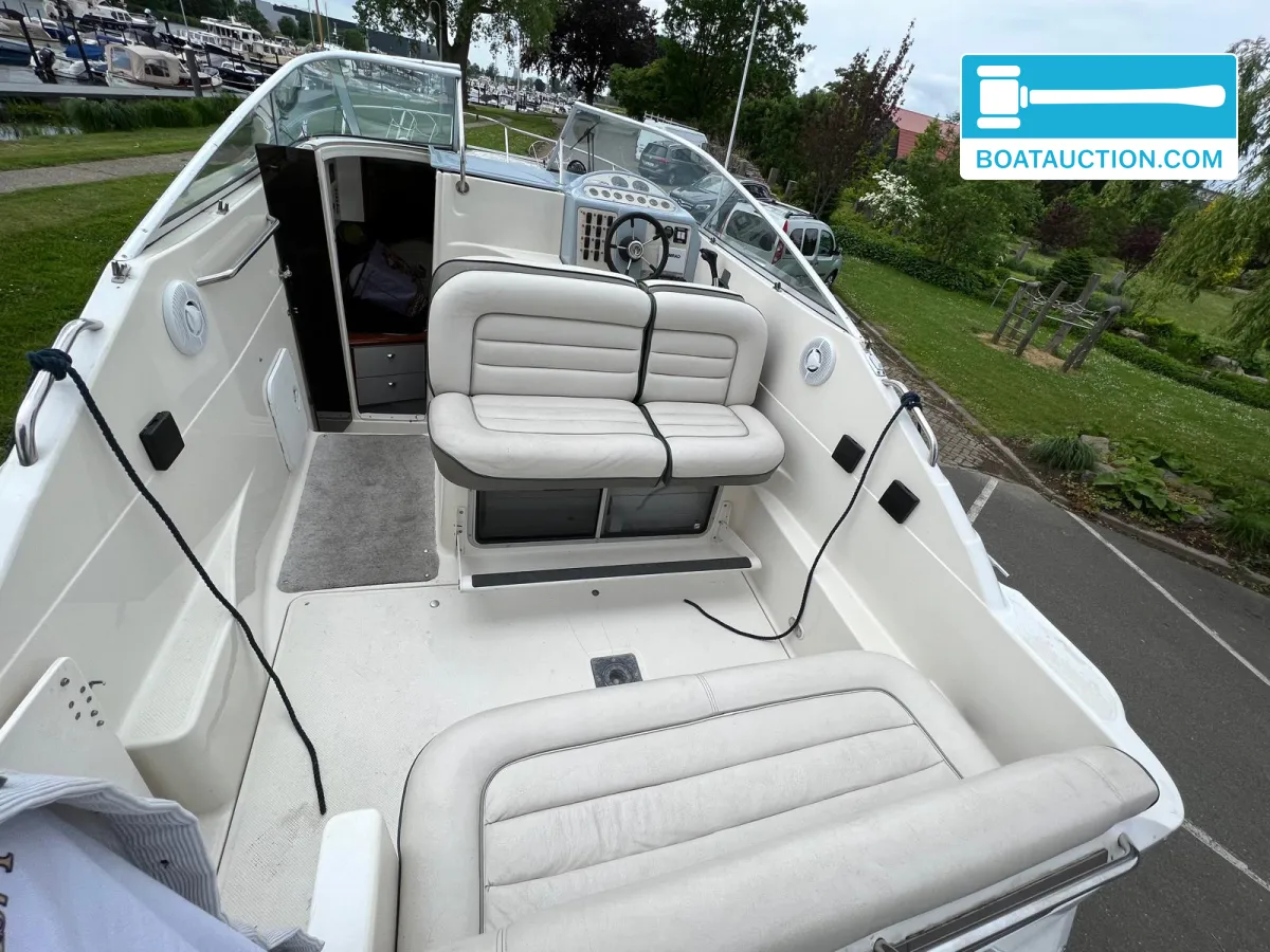 foto: 6 Maxum 2400 SCR