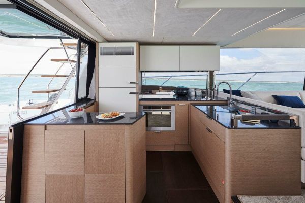 foto: 5 Prestige 620 S