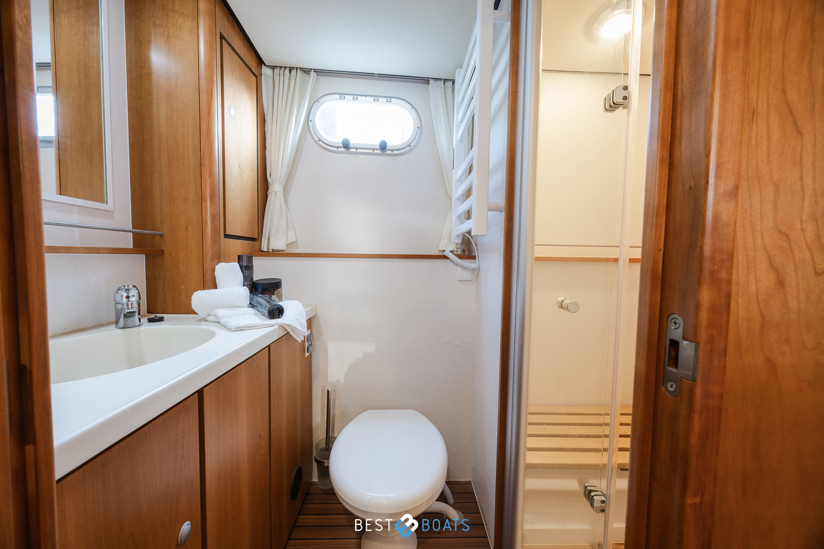 foto: 9 Linssen Grand Sturdy 40.9 AC