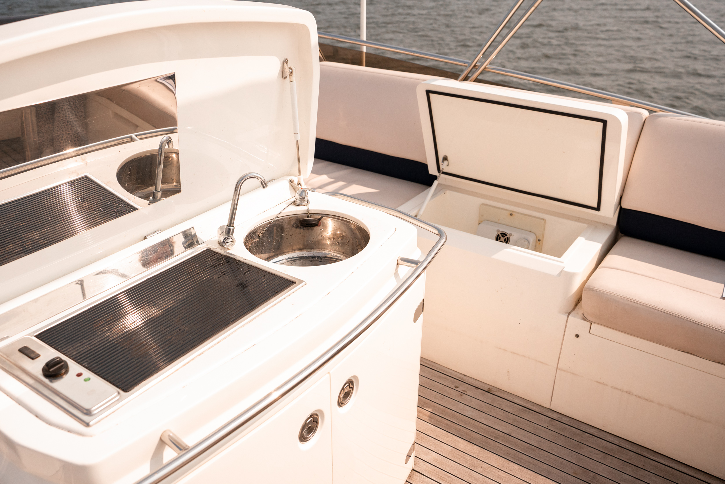 foto: 11 Princess 58 flybridge