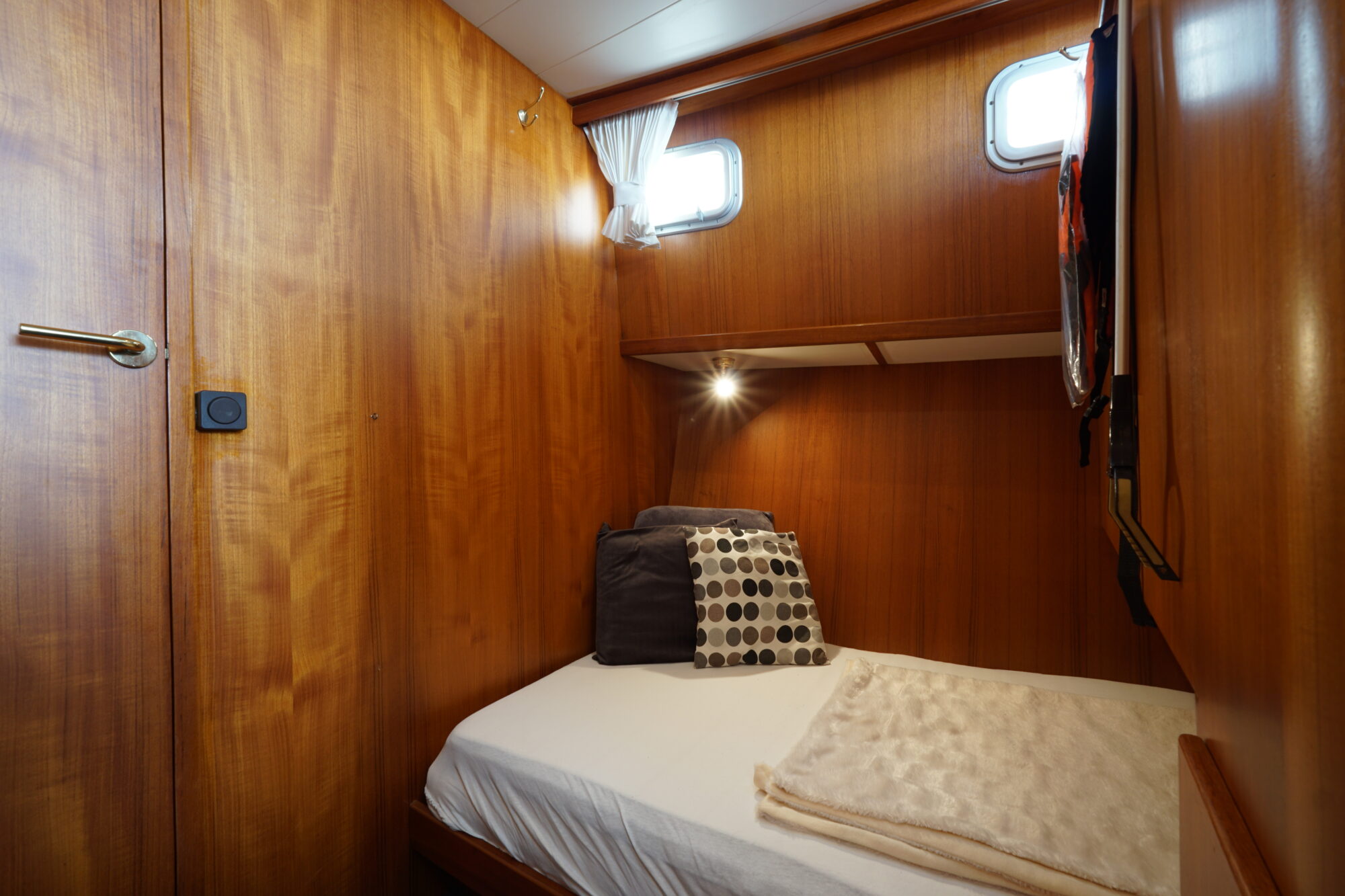 foto: 9 SK SK Kotter 12.50 Sedan