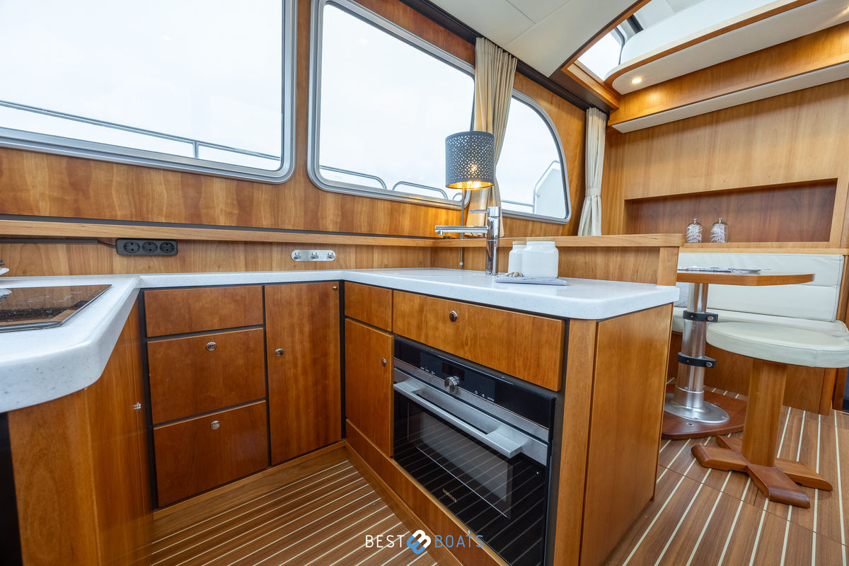 foto: 9 Linssen Grand Sturdy 410 AC Variotop