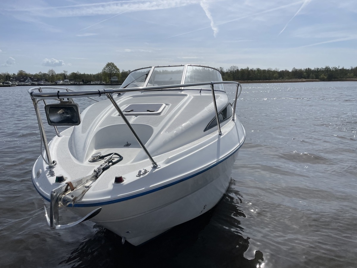 foto: 5 Bayliner 2455 Ciera