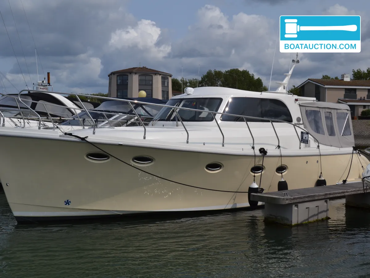 foto: 32 Rockharbour 42S
