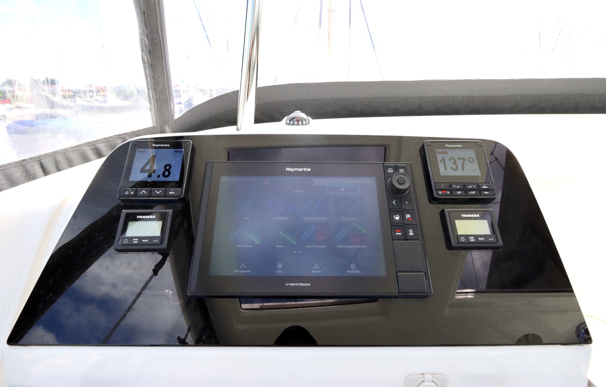 foto: 27 Lagoon 42 Full specs
