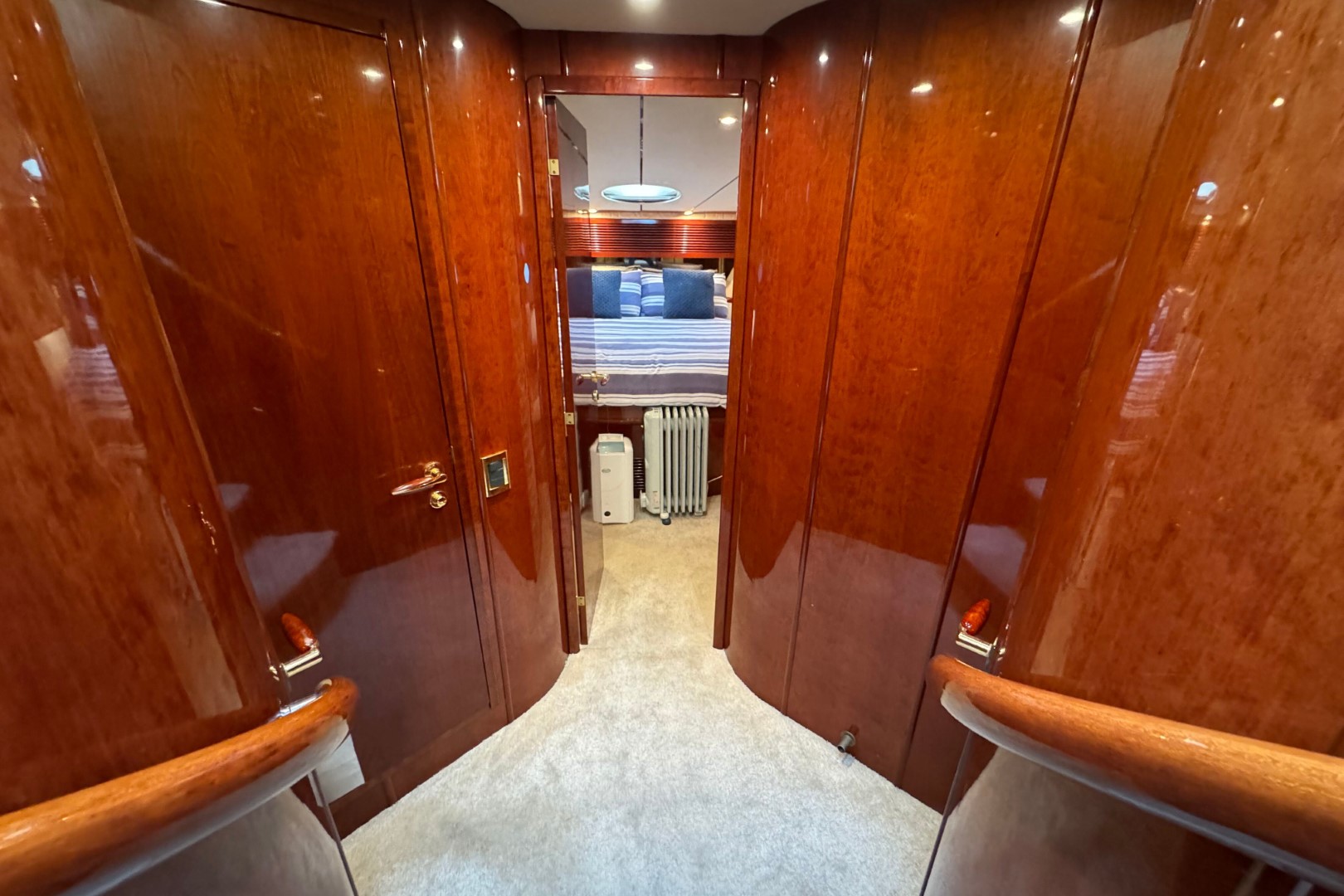 foto: 6 Fairline  Squadron 55