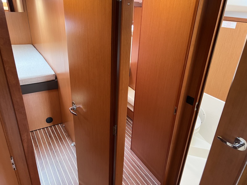 foto: 11 Bavaria Cruiser 51