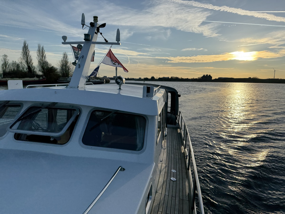 foto: 10 Bruijs Spiegelkotter 11.50 OK