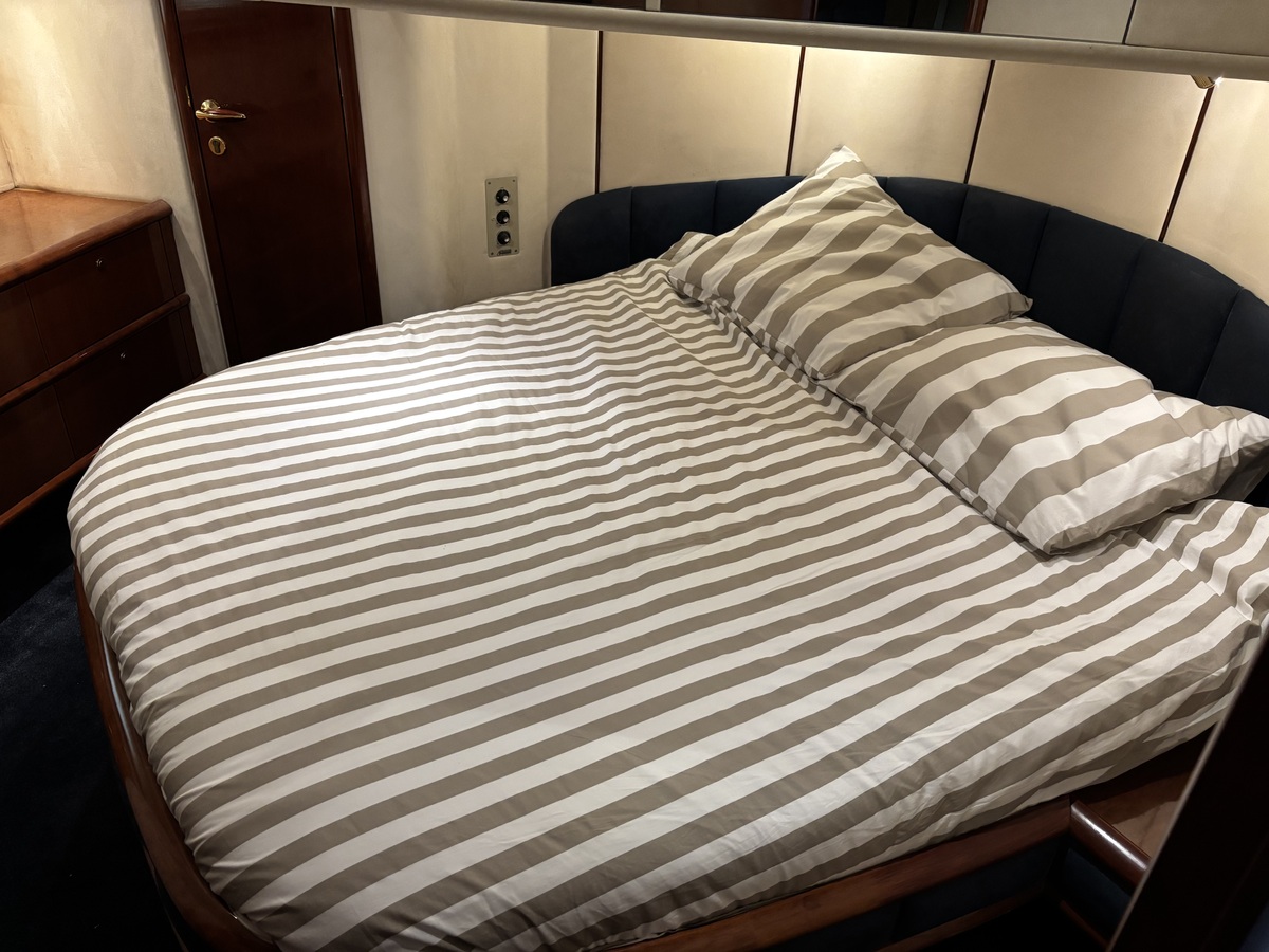 foto: 5 Fairline Squadron 52