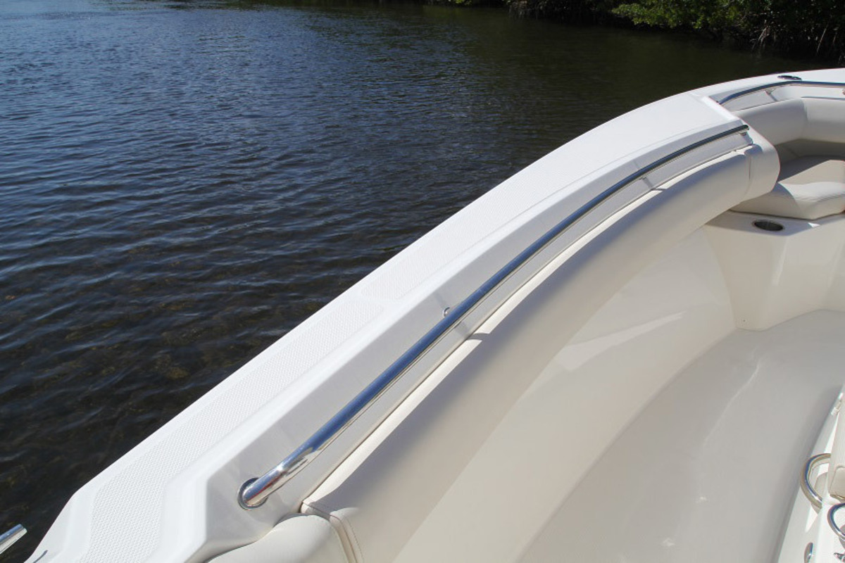 foto: 6 Boston Whaler 280 Outrage