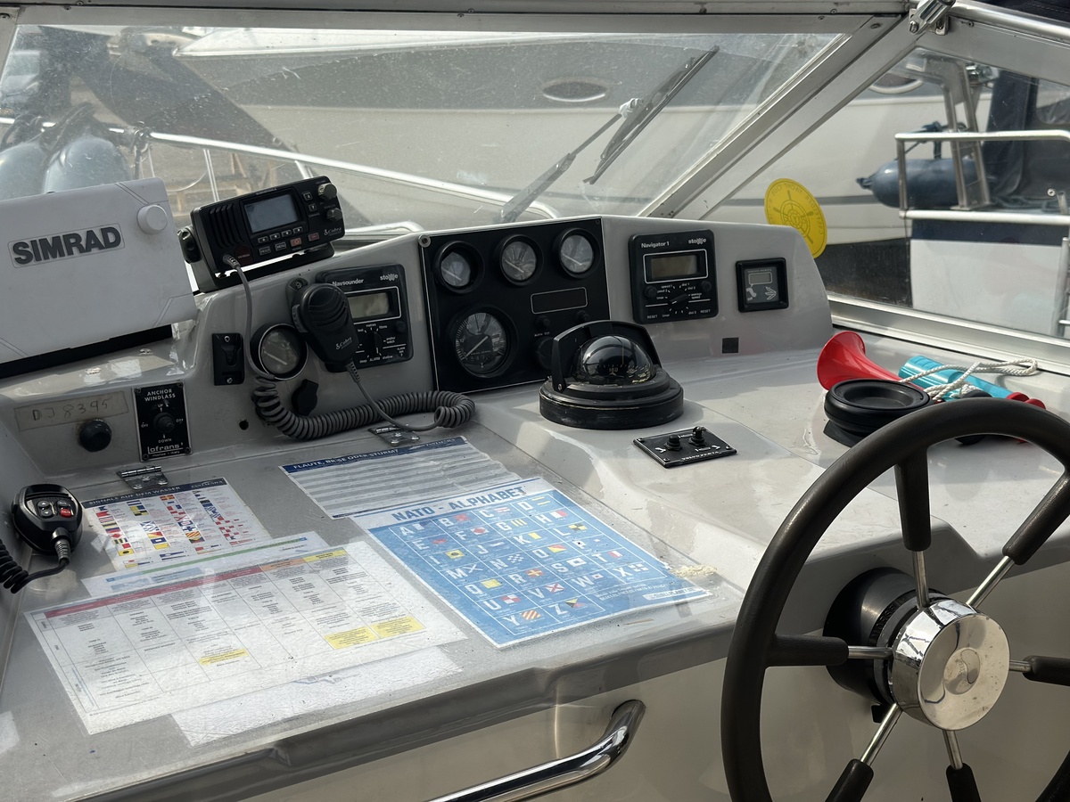 foto: 5 Sealine  255 Family 