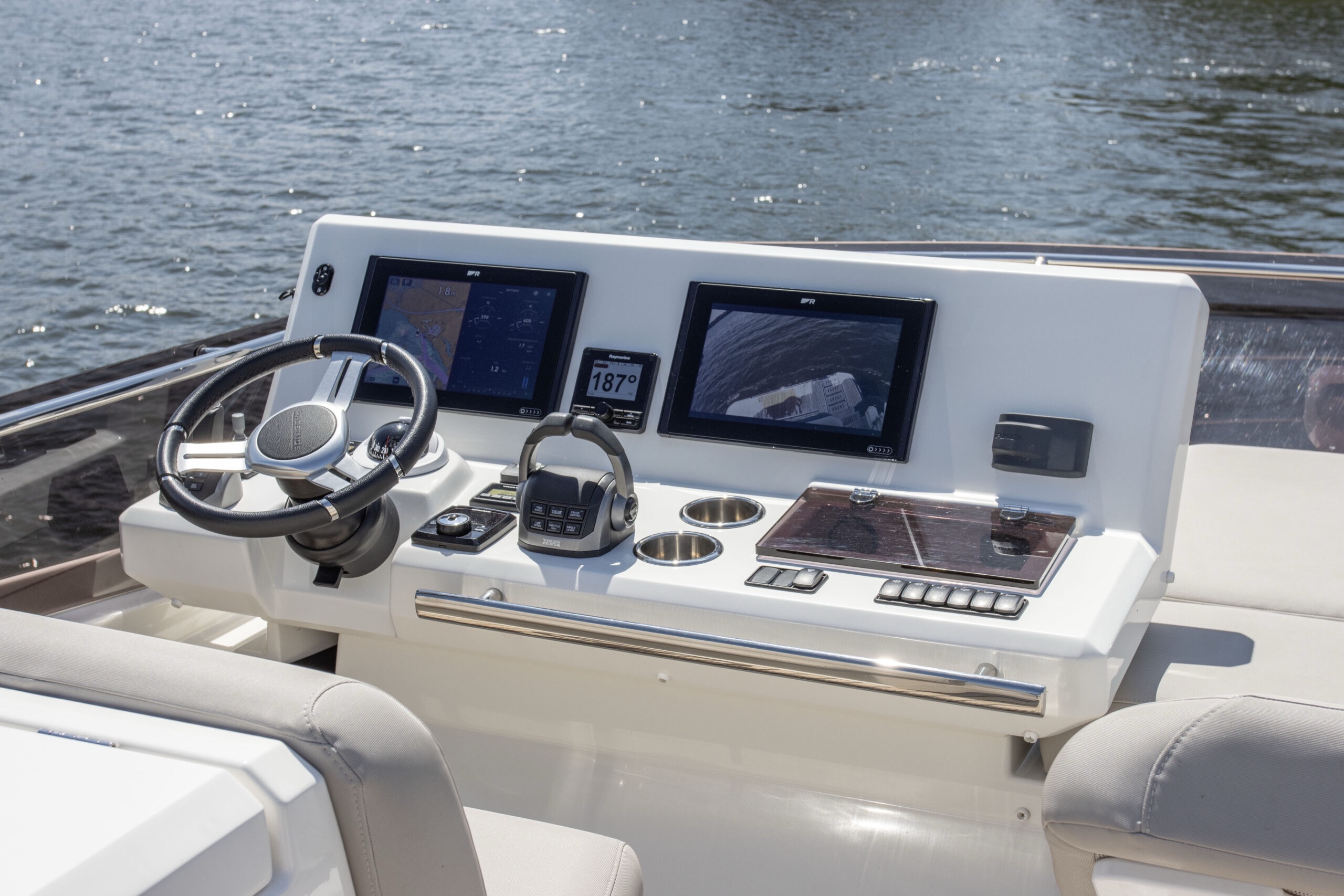 foto: 6 Prestige 520 #187 FLOTHER