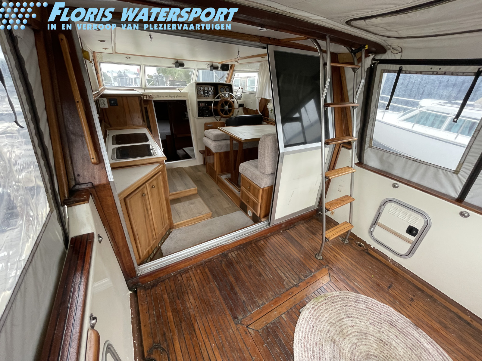 foto: 6 Jeanneau  America 38