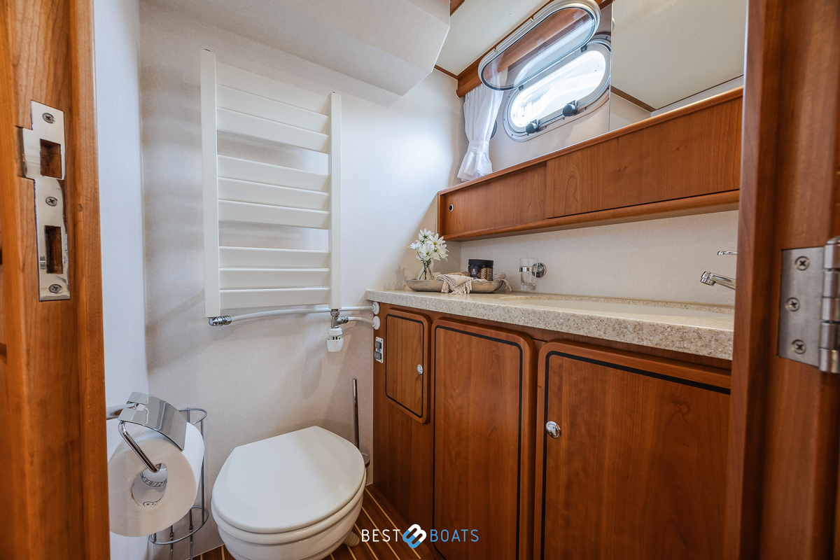 foto: 11 Linssen Grand Sturdy 470 AC Mark II Twin