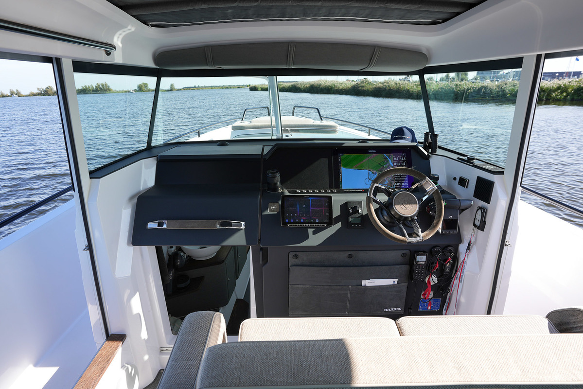 foto: 20 Axopar  37 XC Cross Cabin Mediterrana Edition