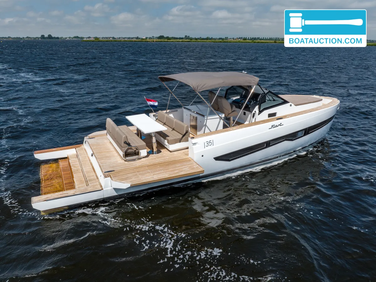 foto: 27 Fiart Seawalker 35