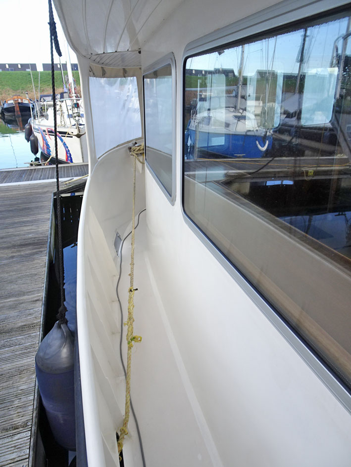 foto: 16 Trawlerjacht 48, zeegaand