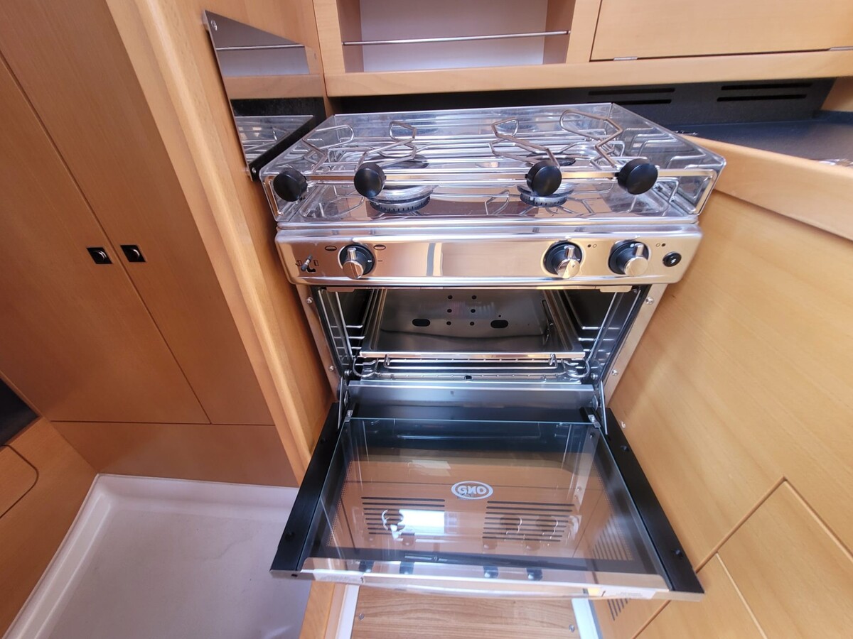 foto: 7 Jeanneau Sun Odyssey 319