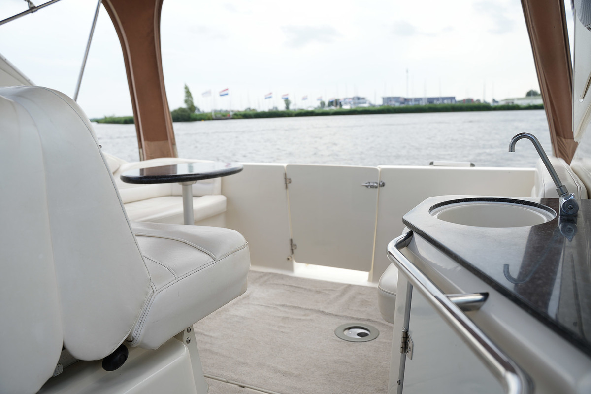 foto: 7 Maxum 3300 SCR