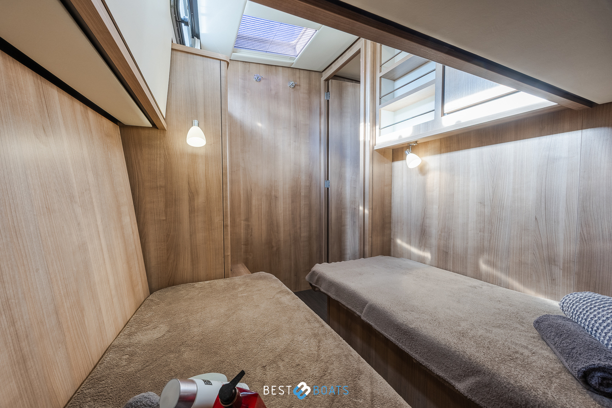 foto: 15 Linssen 40SL Sedan