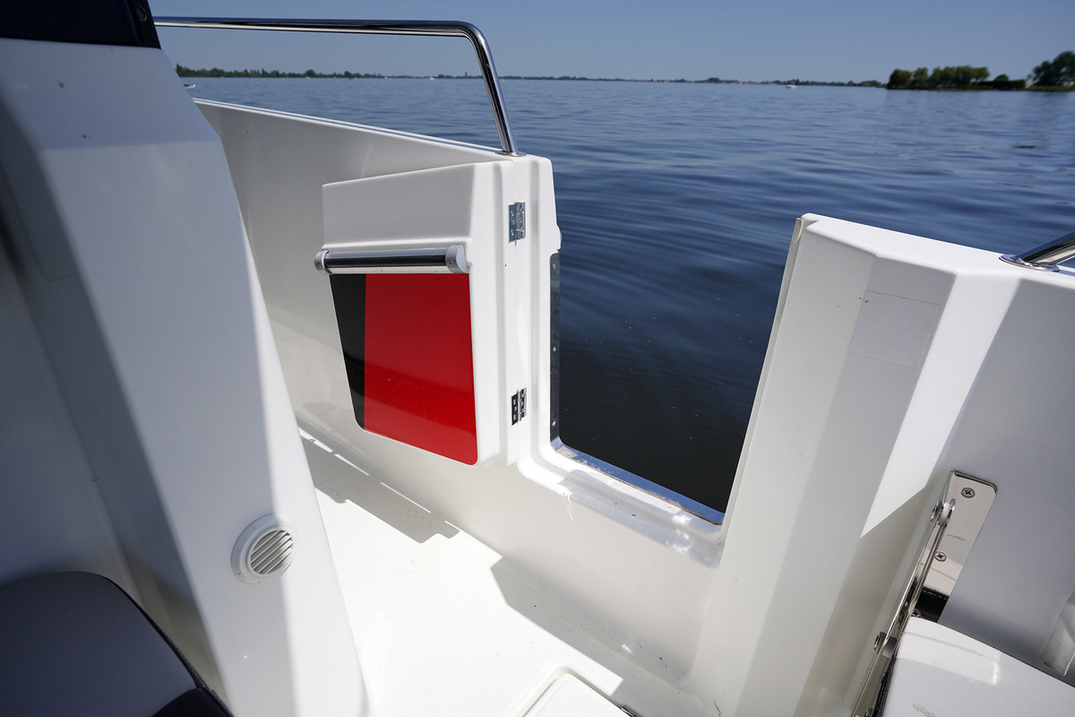 foto: 9 Jeanneau Merry Fisher 795 Sport Serie 2