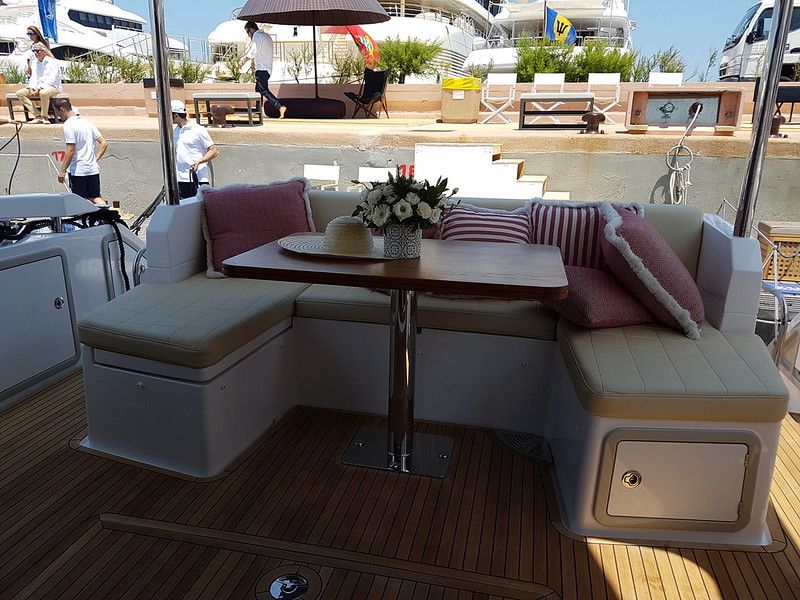 foto: 8 Azimut 50 Fly