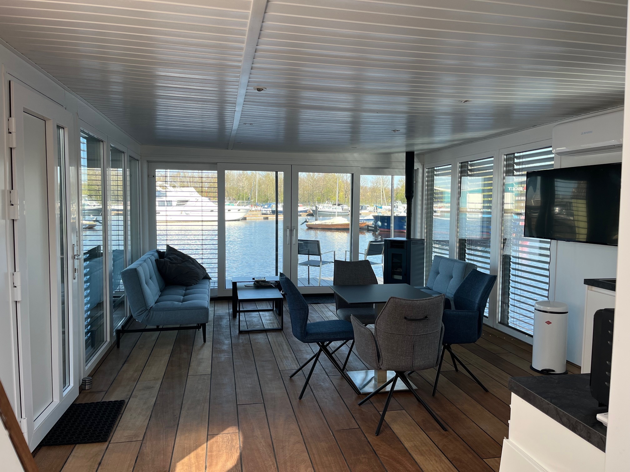 foto: 7 Dock 25 Houseboat 16 X 5 (met Ligplaats)