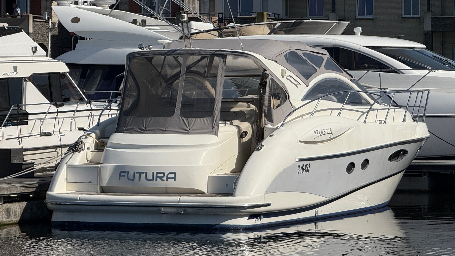foto: 7 Azimut Azimut Gobbi Atlantis 47