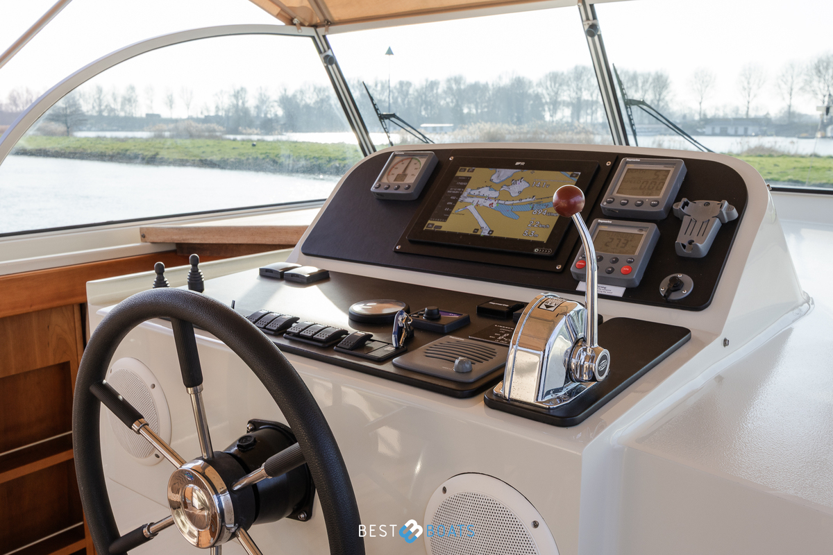 foto: 11 Linssen Grand Sturdy 40.9 AC