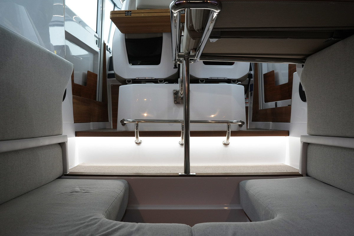 foto: 13 Axopar  28 Cabin