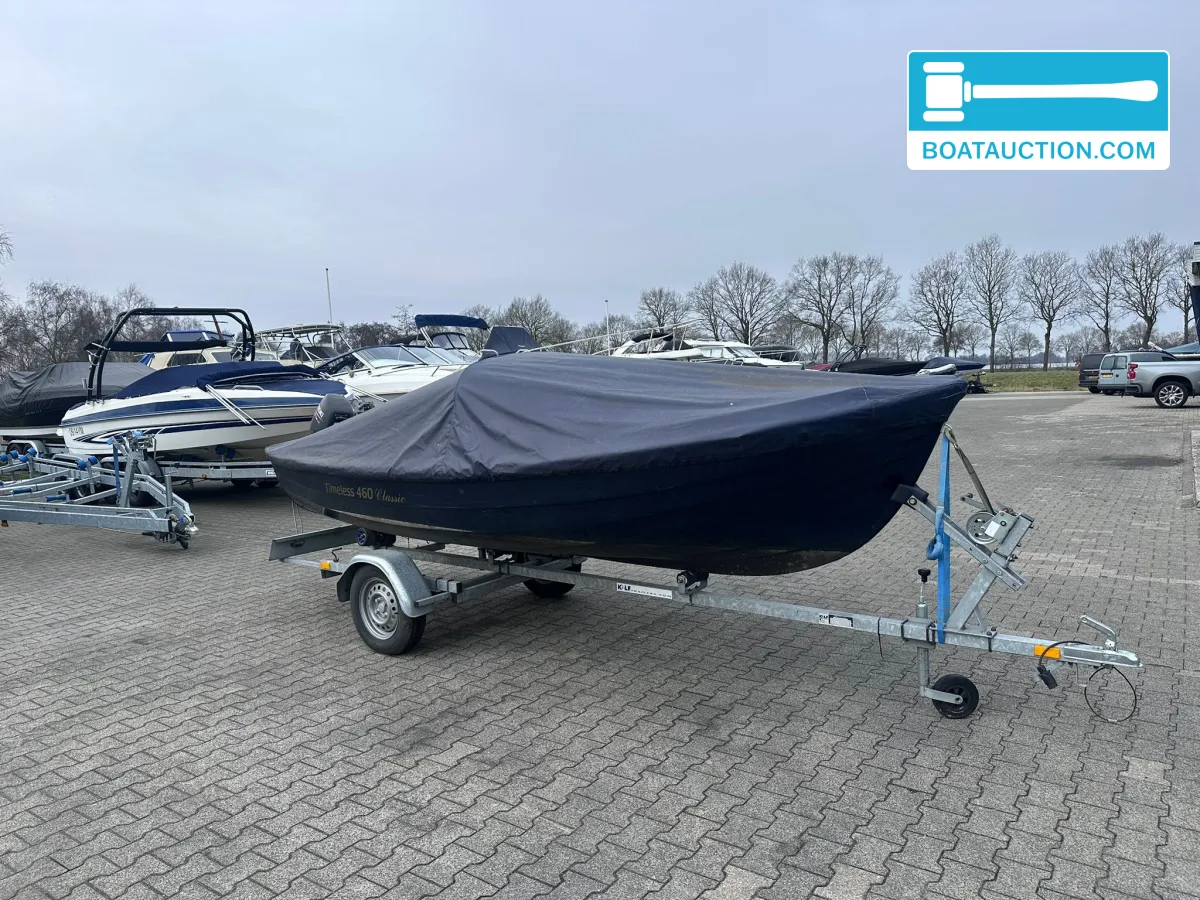 foto: 6 Timeless 460 Classic