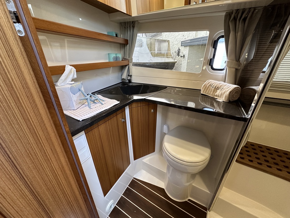 foto: 7 Marex 375