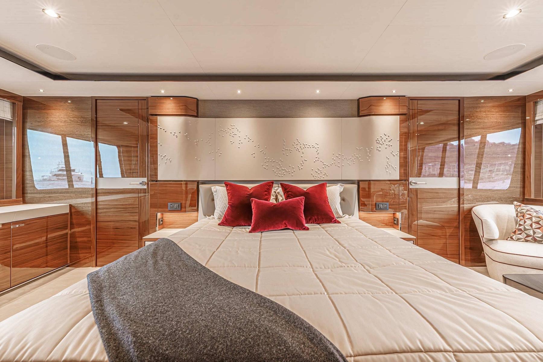 foto: 6 Princess  M35