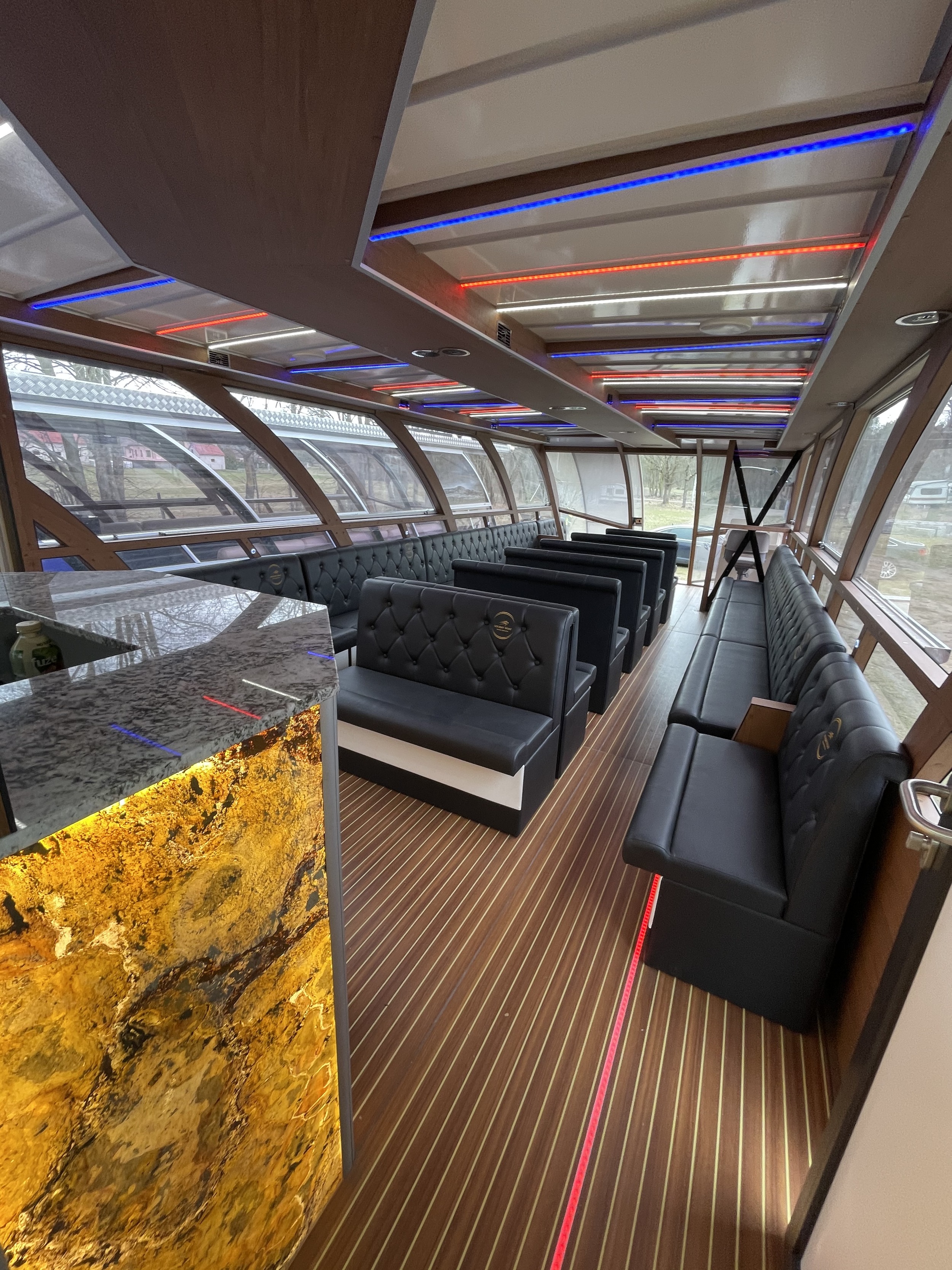foto: 4 Houseboat Holiday Sun Deck 47