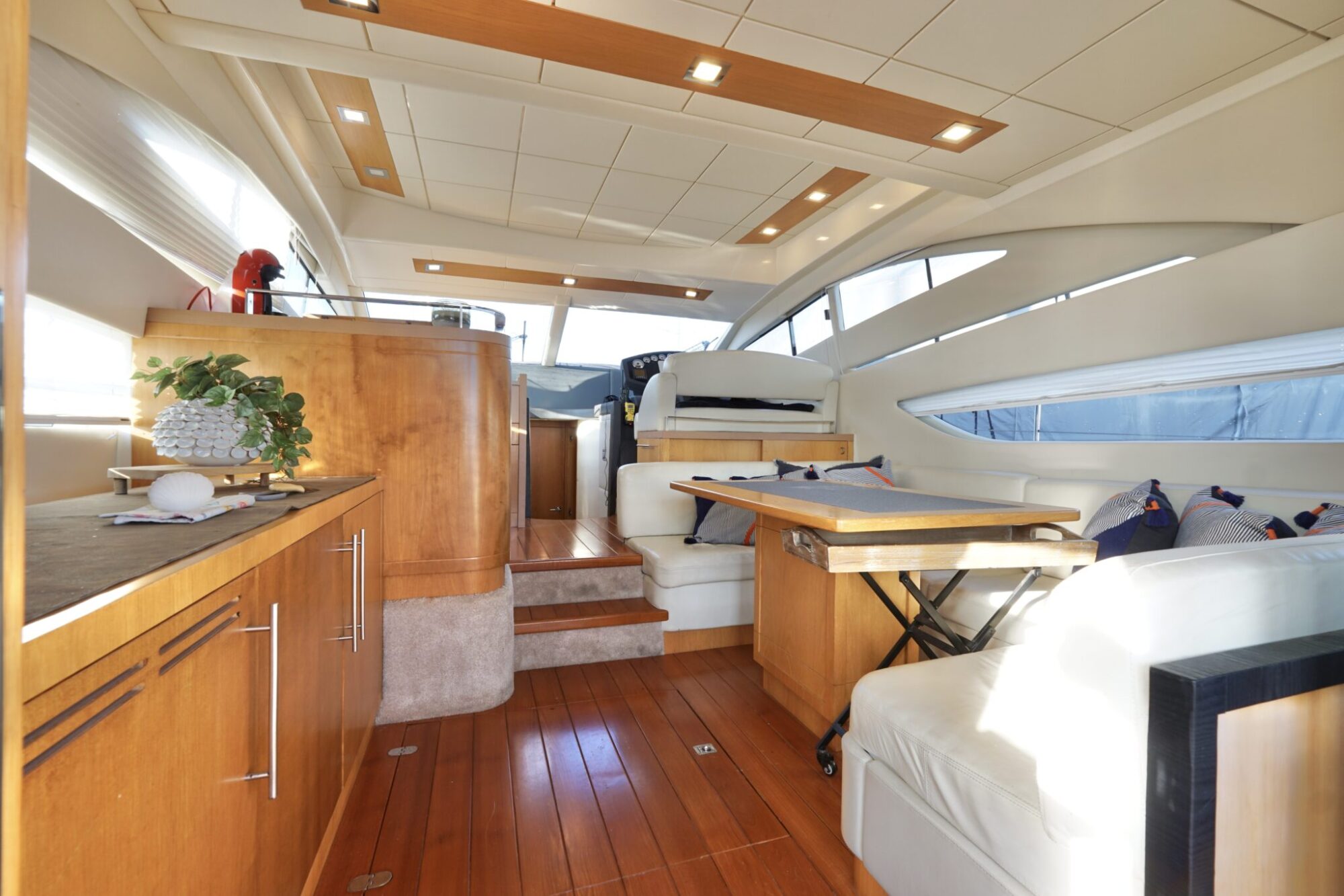 foto: 11 Rodman Rodman 44 Muse IPS