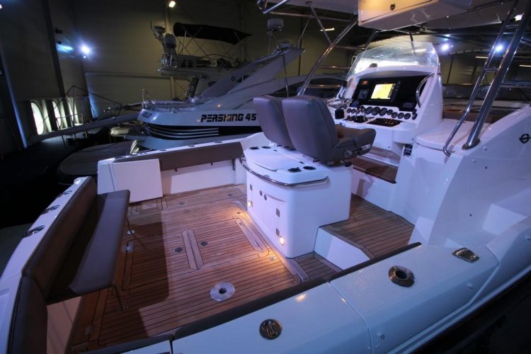 foto: 7 Sunseeker Sportfisher 37