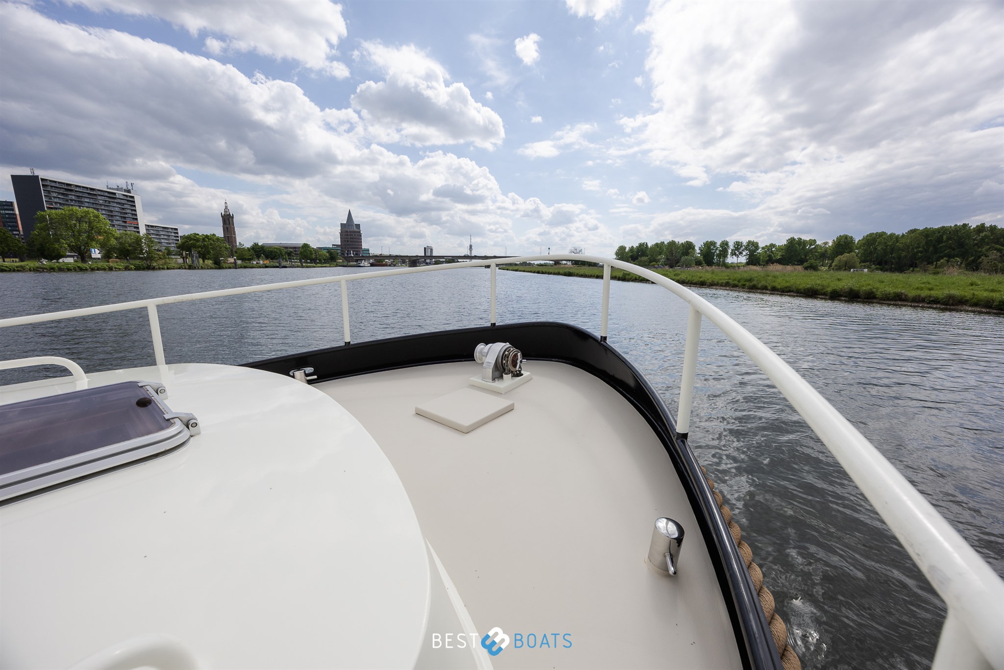 foto: 11 Vripack Yachting 965 OK