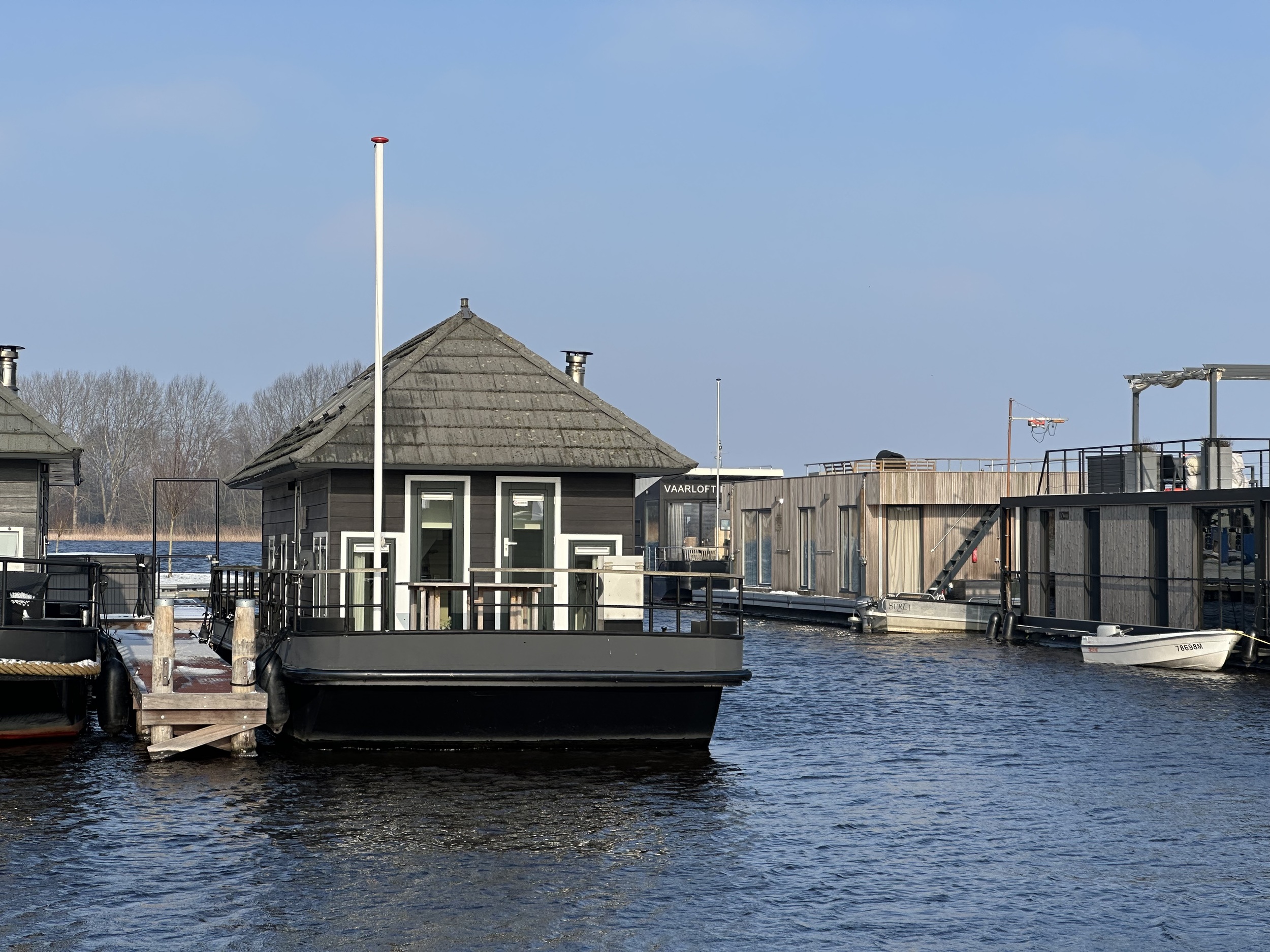foto: 9 PRINS HOMESHIP 1350 Flark Houseboat