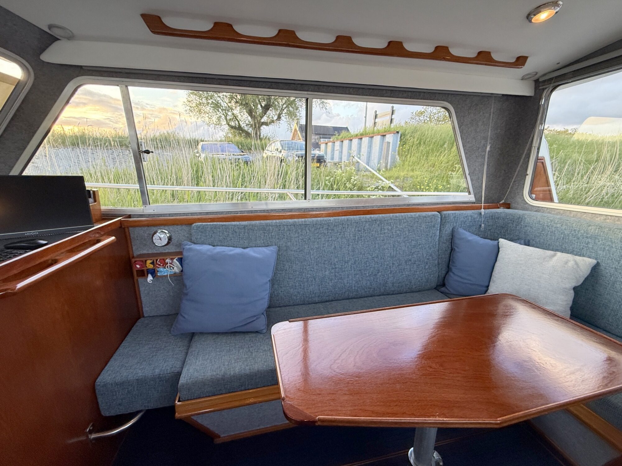 foto: 8 Channel Island Channel Island 32 OK