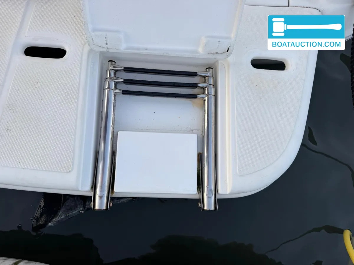 foto: 5 Triton 225 Cuddy